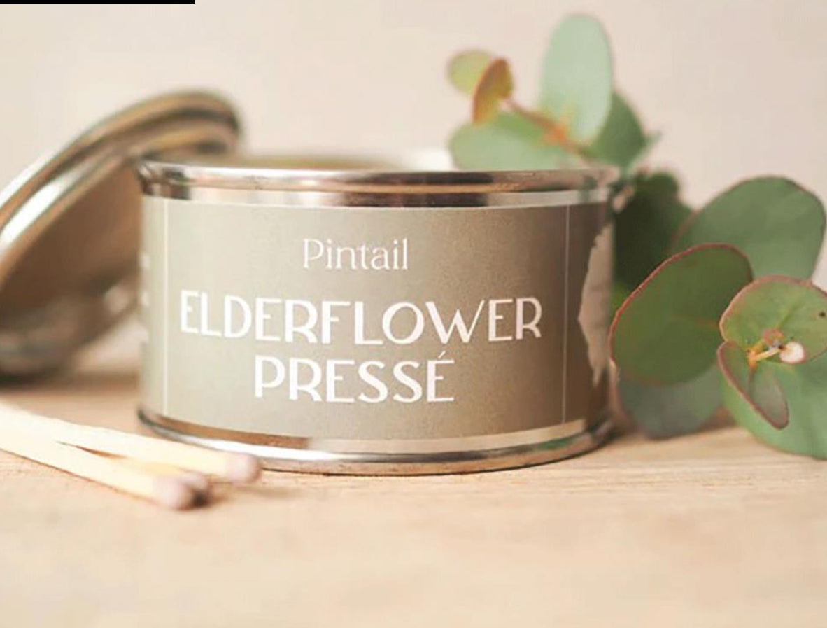 Elderflower Presse Candle in Tin