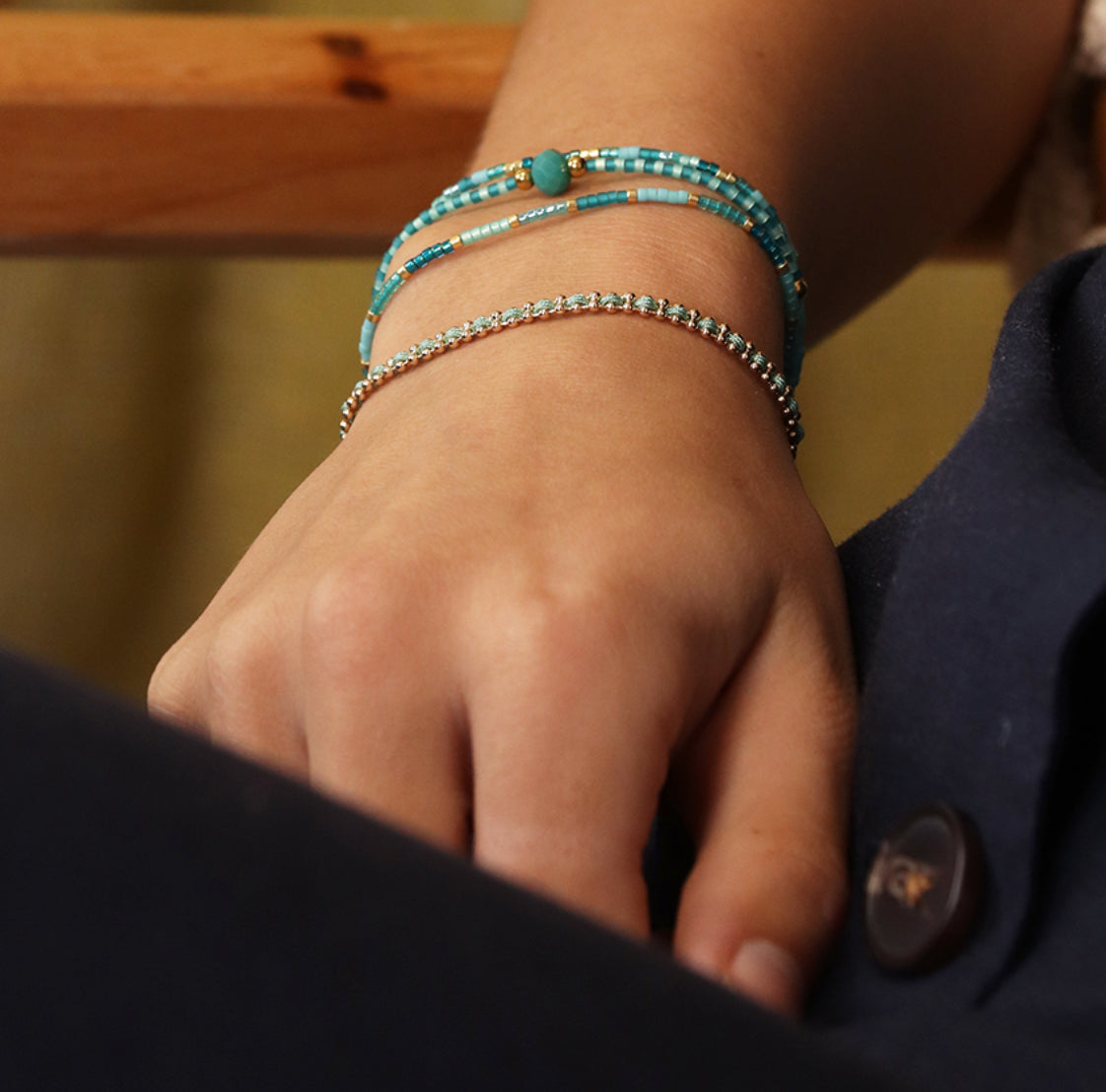 Turquoise adjustable beaded bracelet from Happybara.