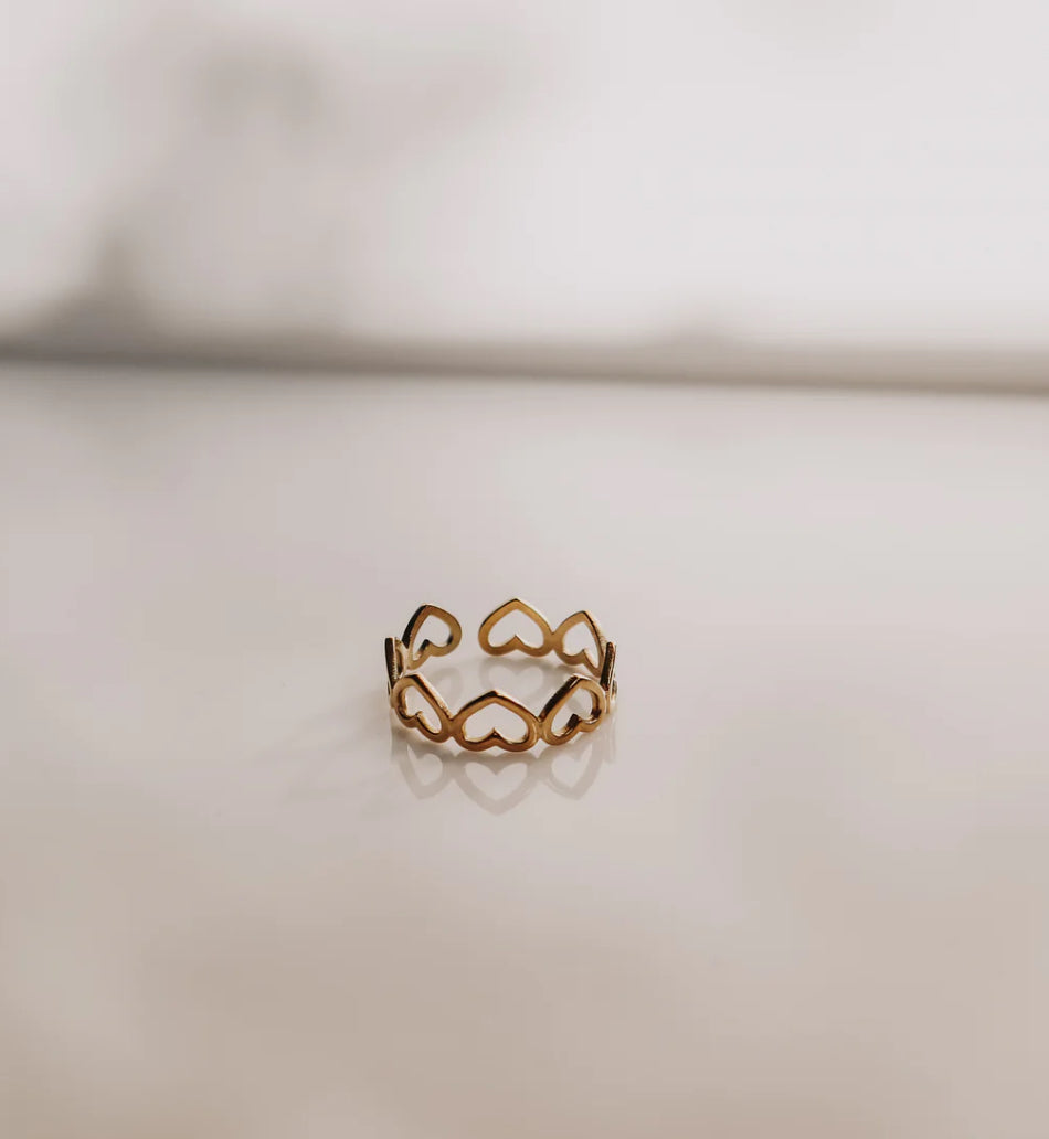 Hati Gold Heart Adjustable Ring