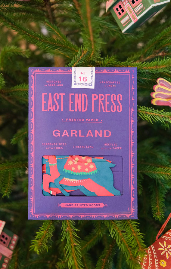 Christmas Garland - Bright Reindeers