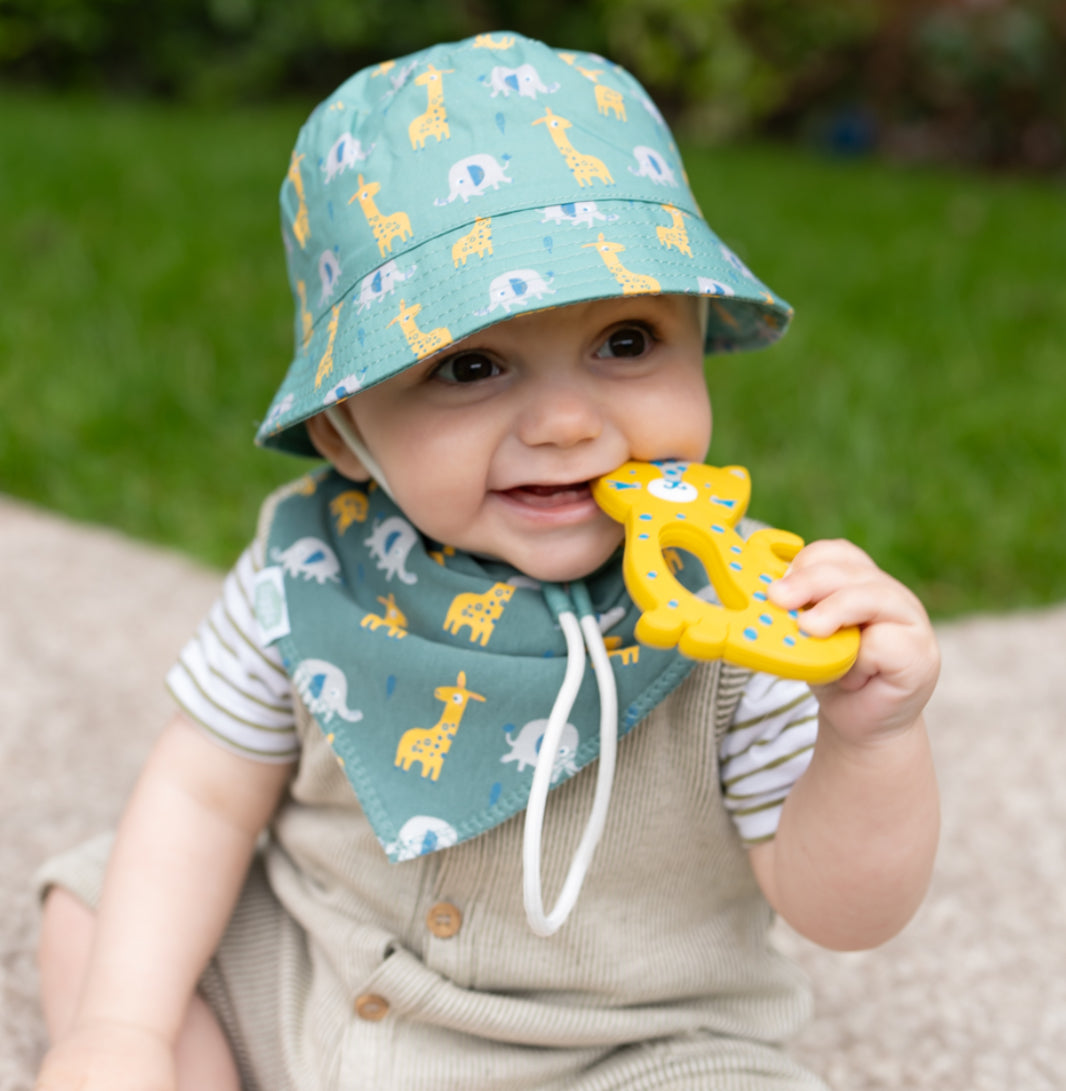 Giraffe & Elephant Green Sunhat - 1 - 3yrs