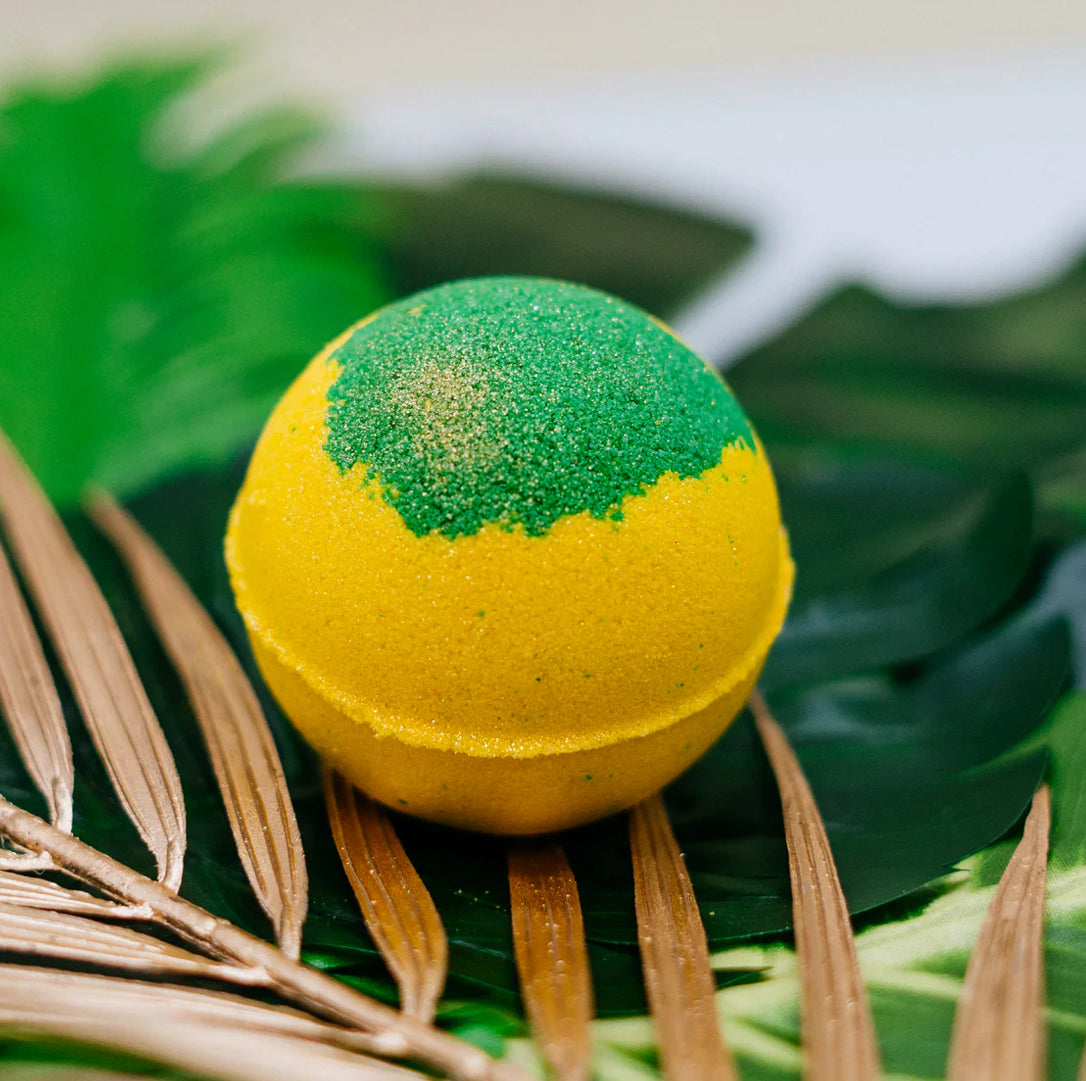 Pineapple Punch Bath Bomb - Made in the UK