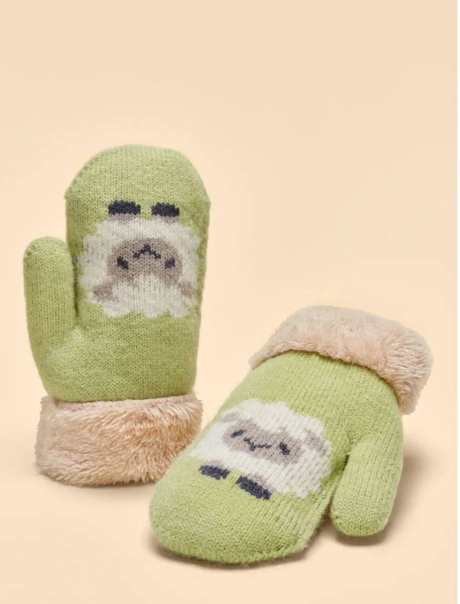 Powder children’s sheep mittens