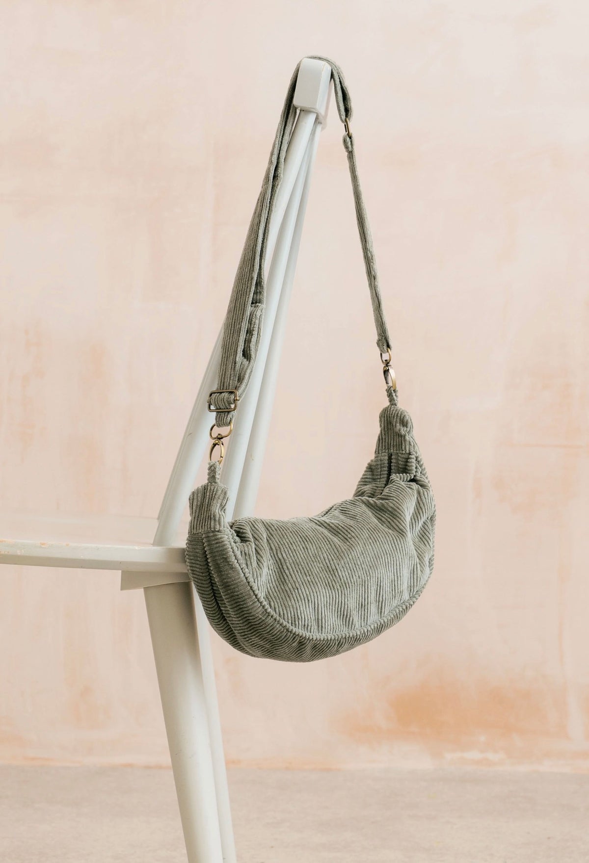 Lily & Me Jumbo Cord Crossbody Bag – Sage Green