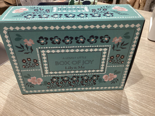 Gift Box of Countryside socks and Keyring