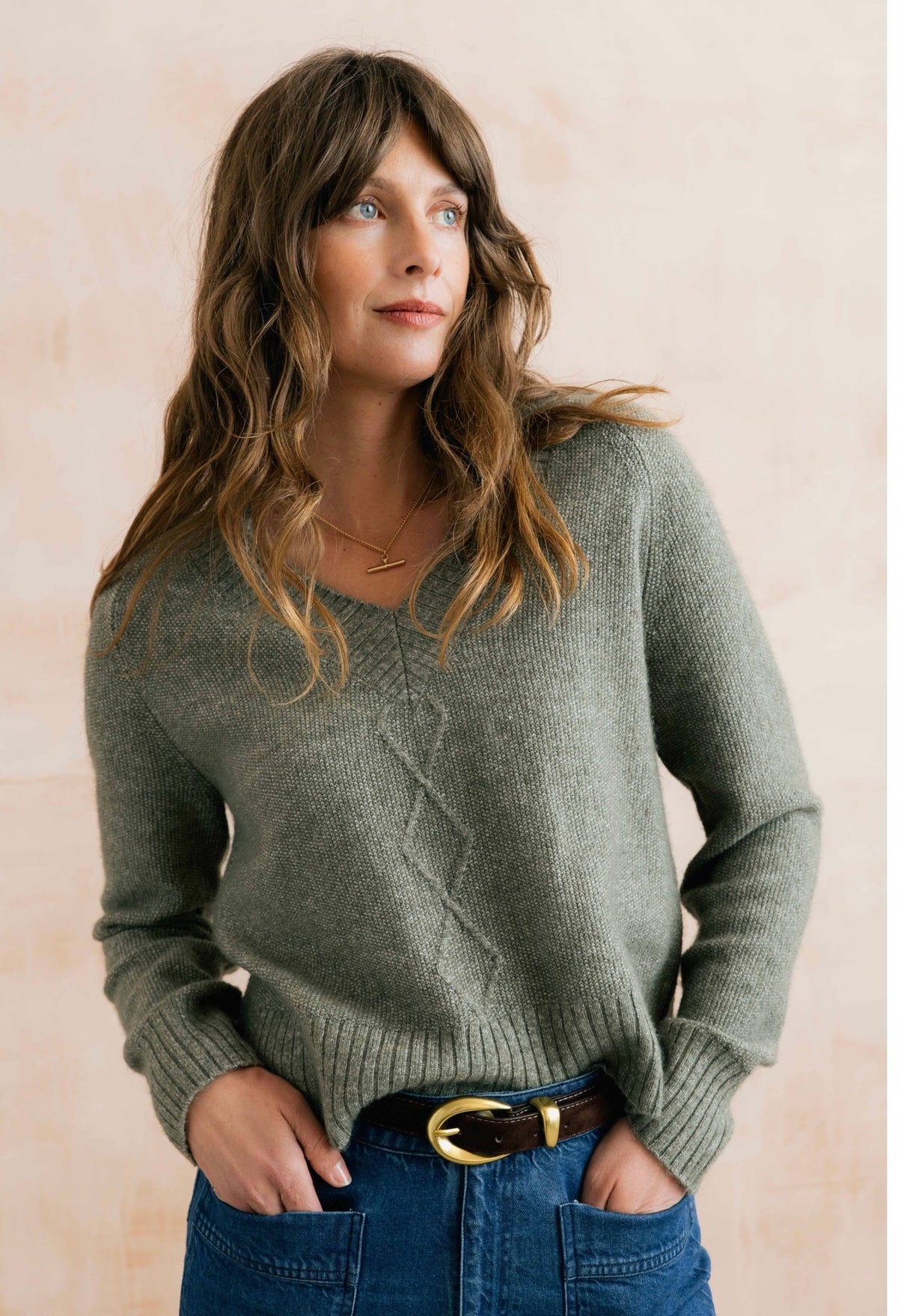 WICKRIDGE TEXTURED KNIT V-NECK JUMPER SAGE