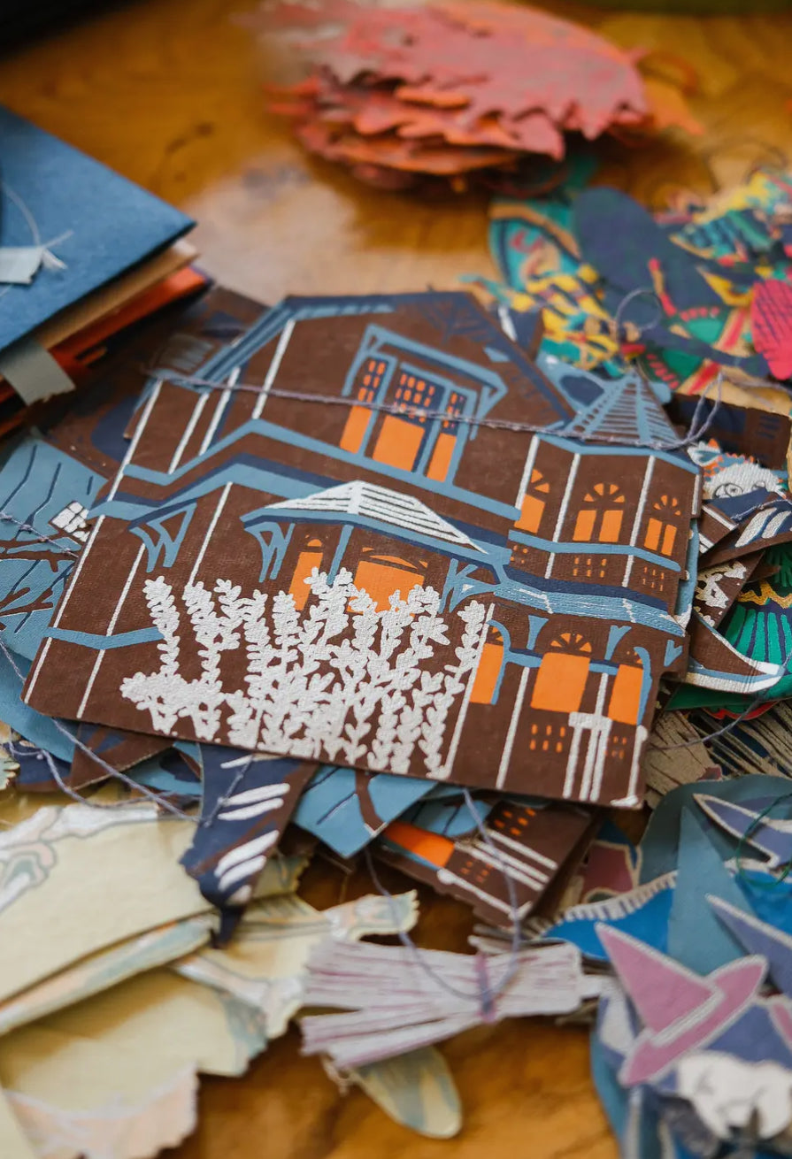 Halloween Decoration Paper Garland - Haunted House