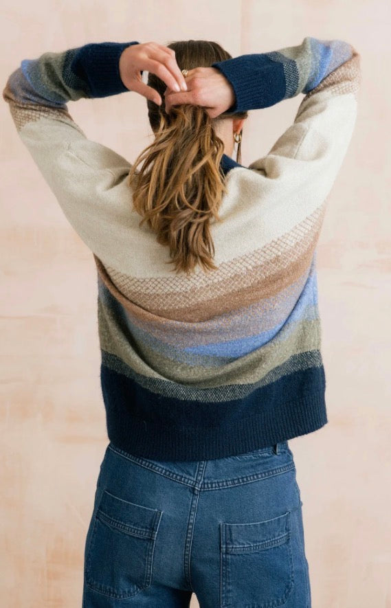 Lily & Me Artist sweater in colour block oatmeal