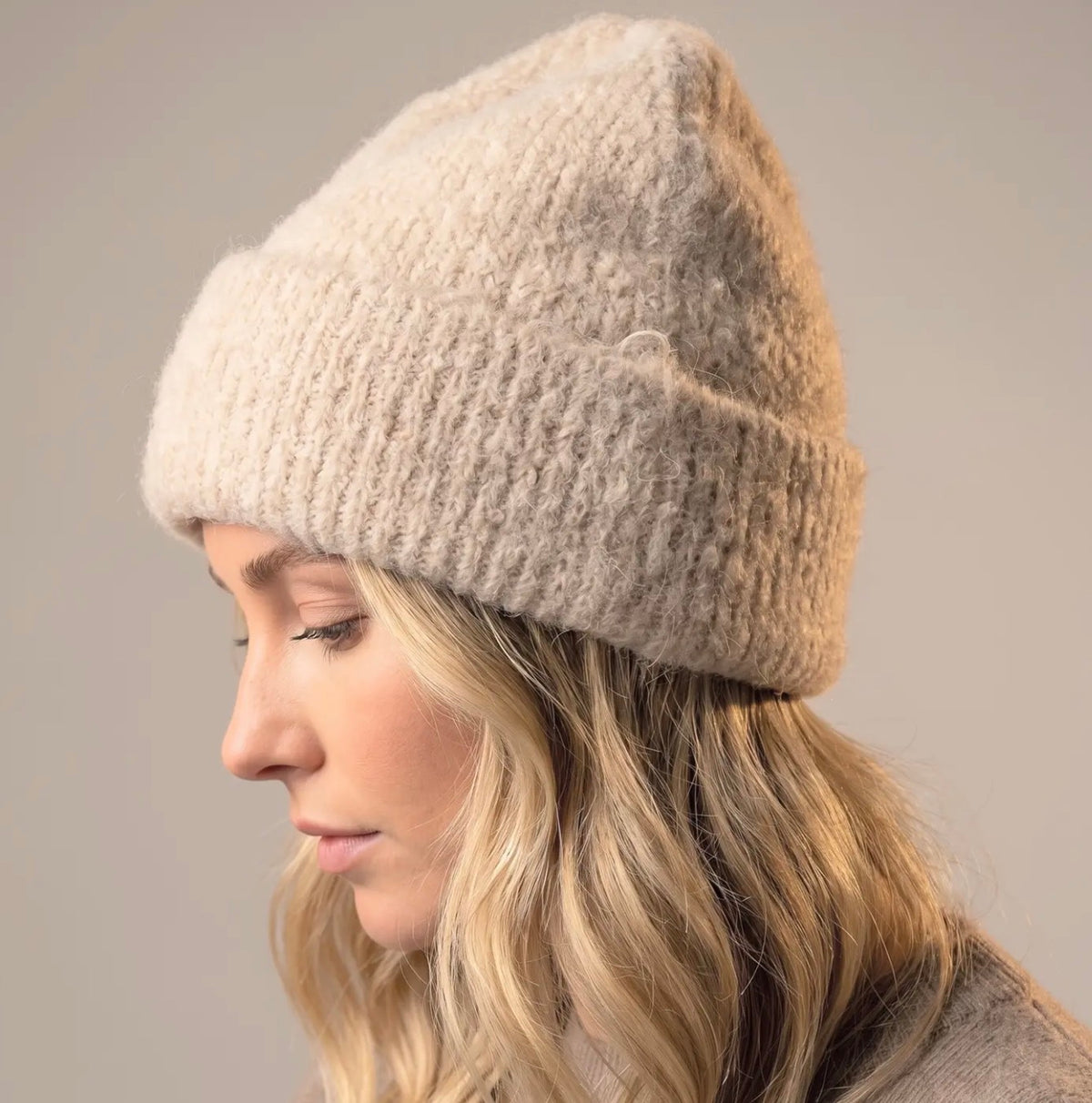 Beige textured beanie hat