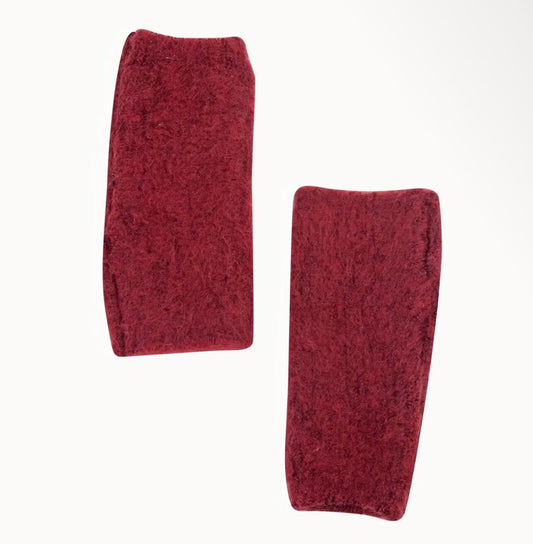 Berry textured knitted wrist warmers