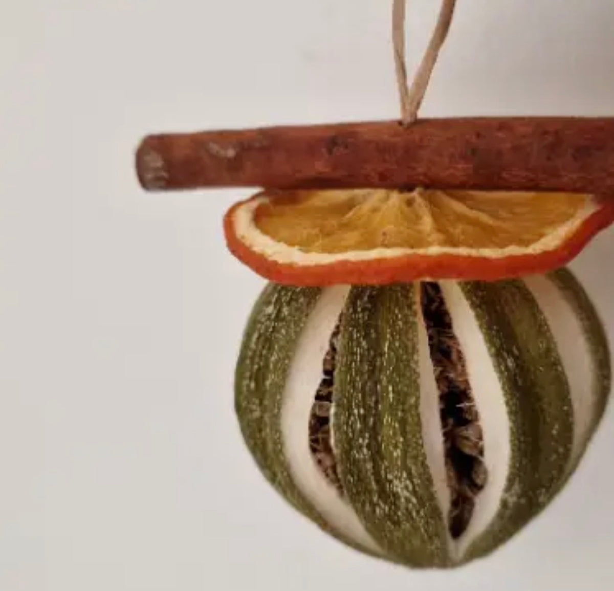 Handmade Dried Fruit Christmas Bauble – Natural Festive Decoration