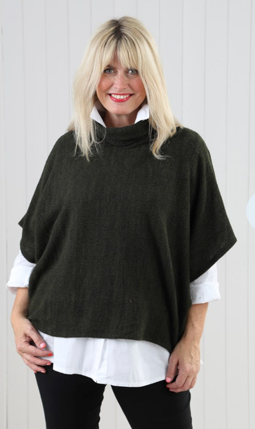Easy-wear Cowl Poncho Top