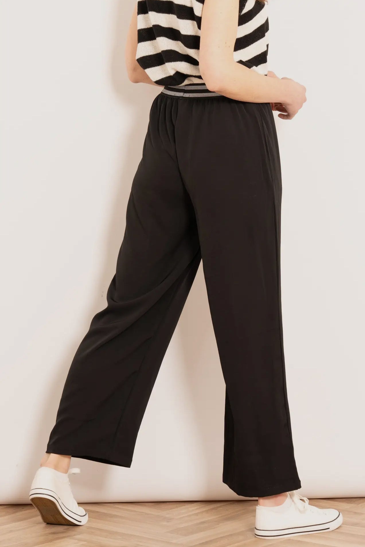 Amber Black Wide Leg Trouser