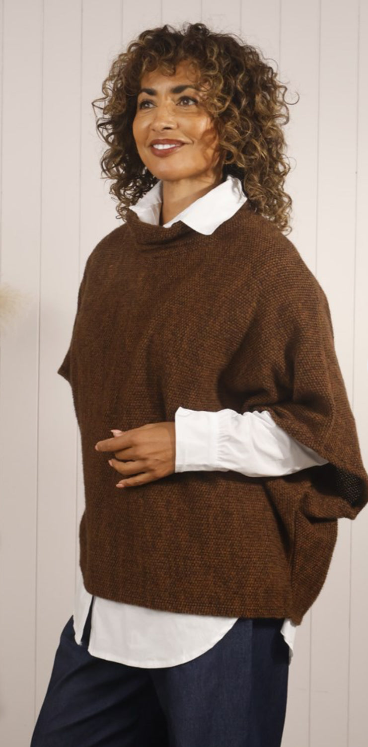 Easy-wear Cowl Poncho Top