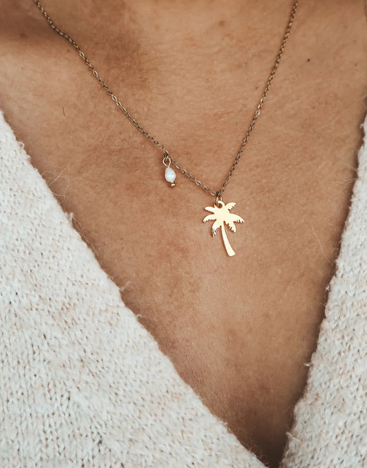 Coconut Tree with Pearl Gold Necklace