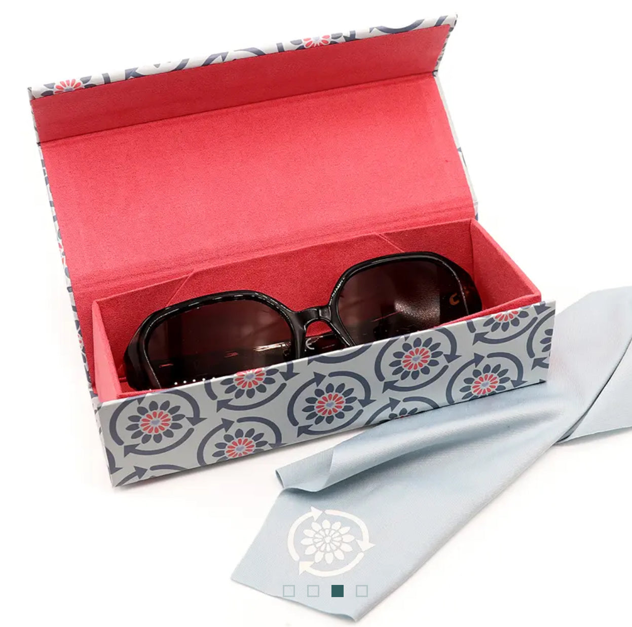 Square auburn tortoiseshell recycled sunglasses
