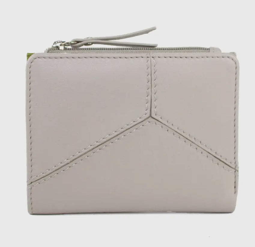 Medium Leather Purse