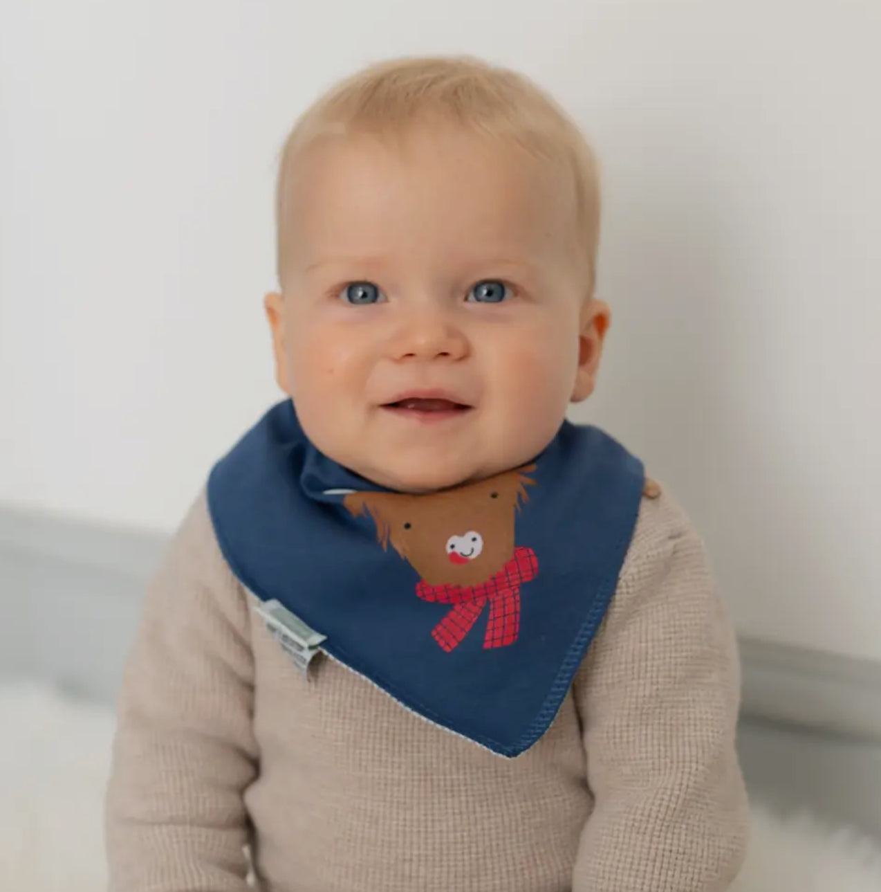 Christmas Bib with Highland Cow