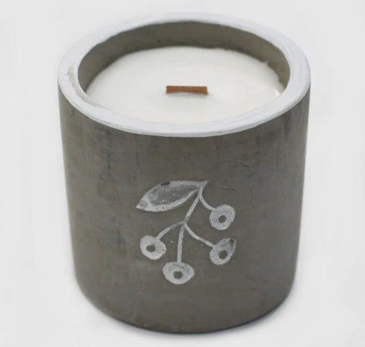 Concrete Pot Wooden Wick Candles – Berrys – Juniper & Sweet Gin