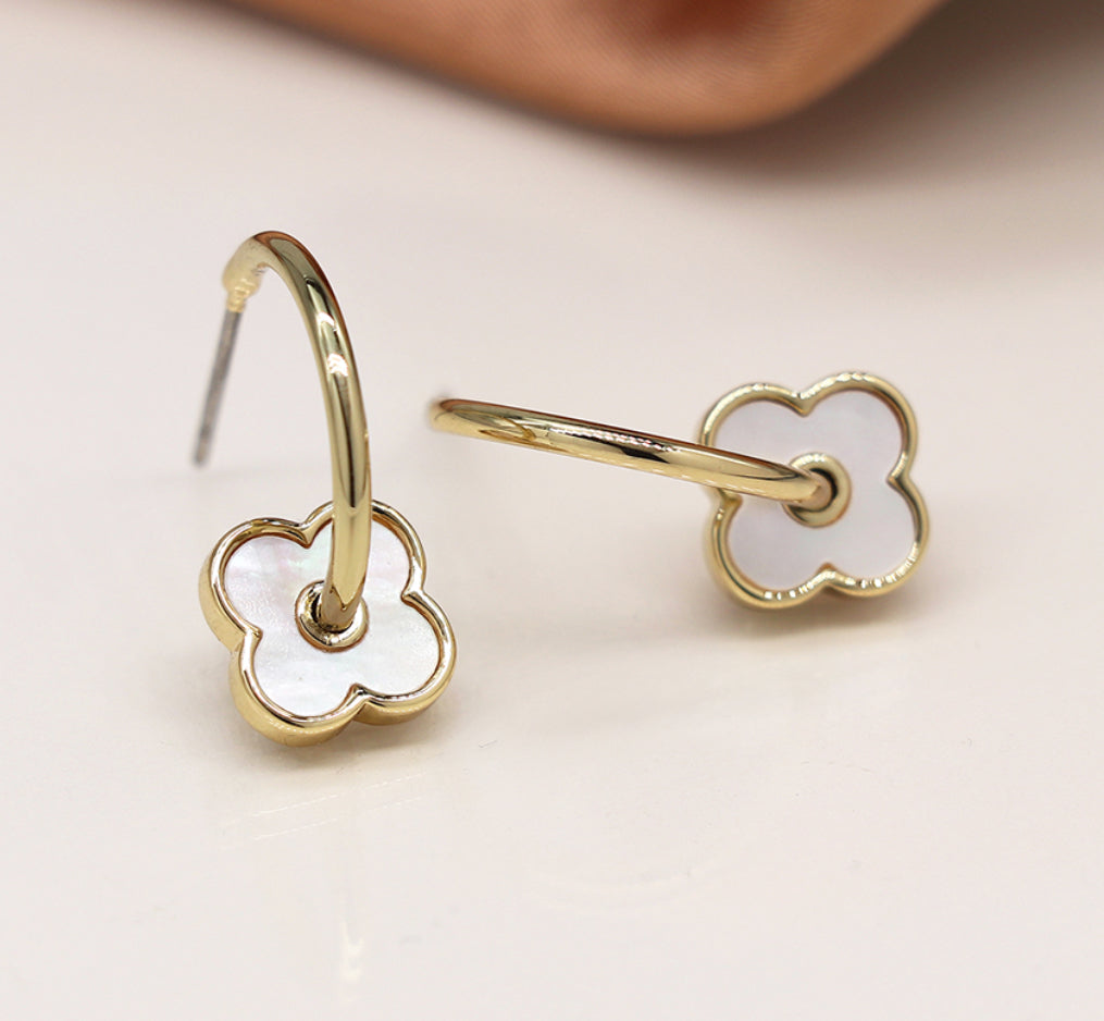 Hoop Quatrefoil Earrings - 14k Gold Plated