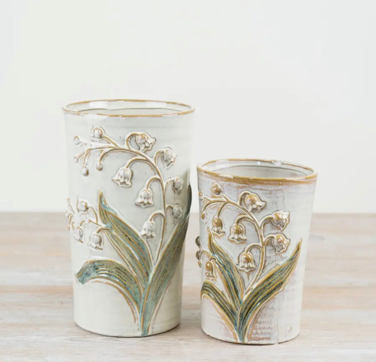 Flower Embossed Vase (large)