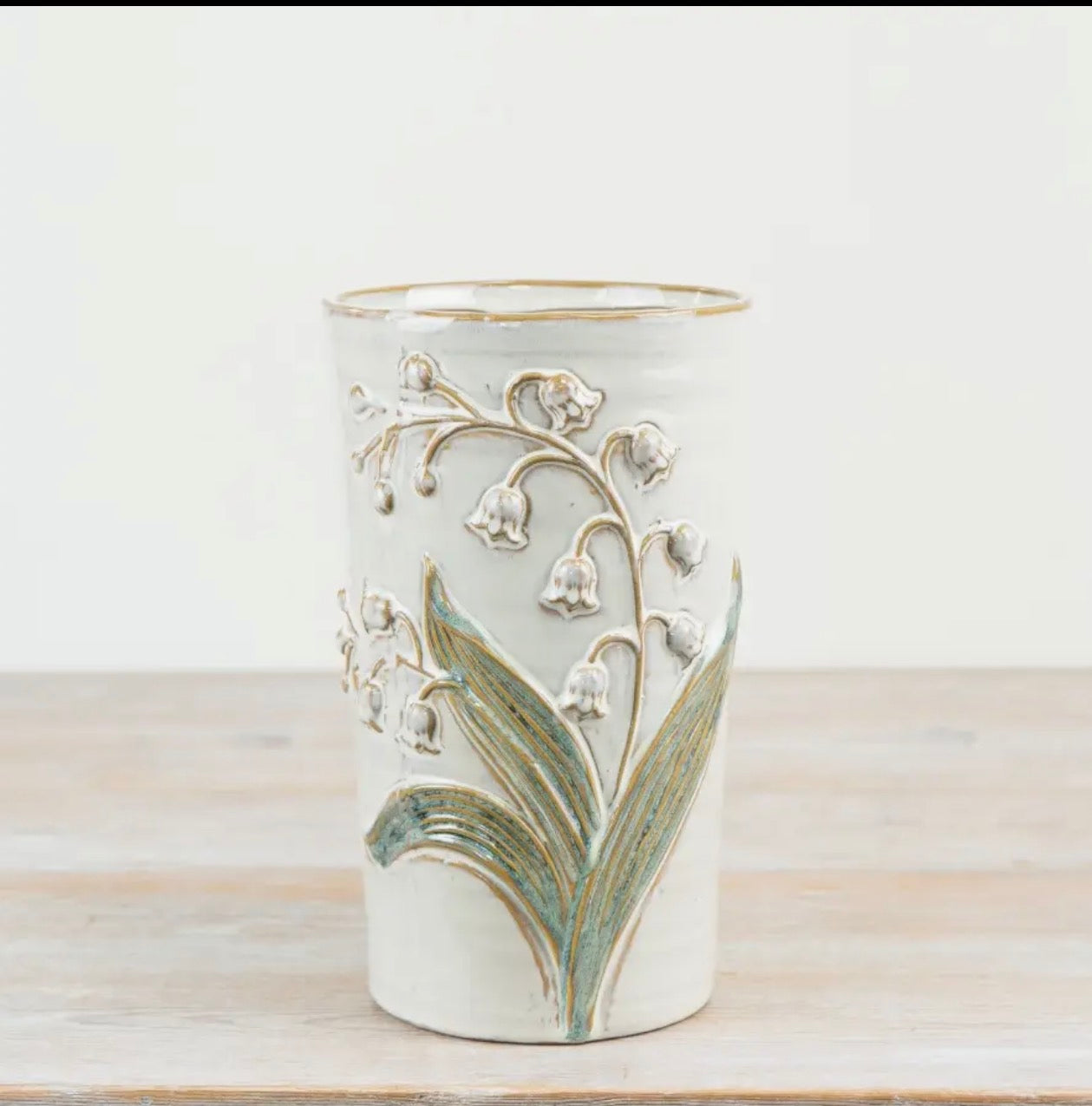 Flower Embossed Vase (large)
