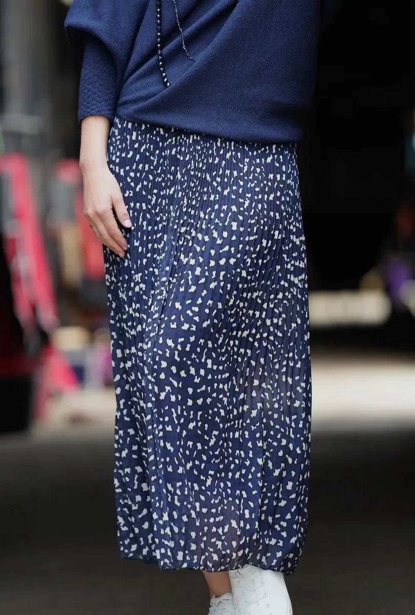 Chelsea Pleated Animal Print  Maxi Skirt - Navy & White - one size 10-14