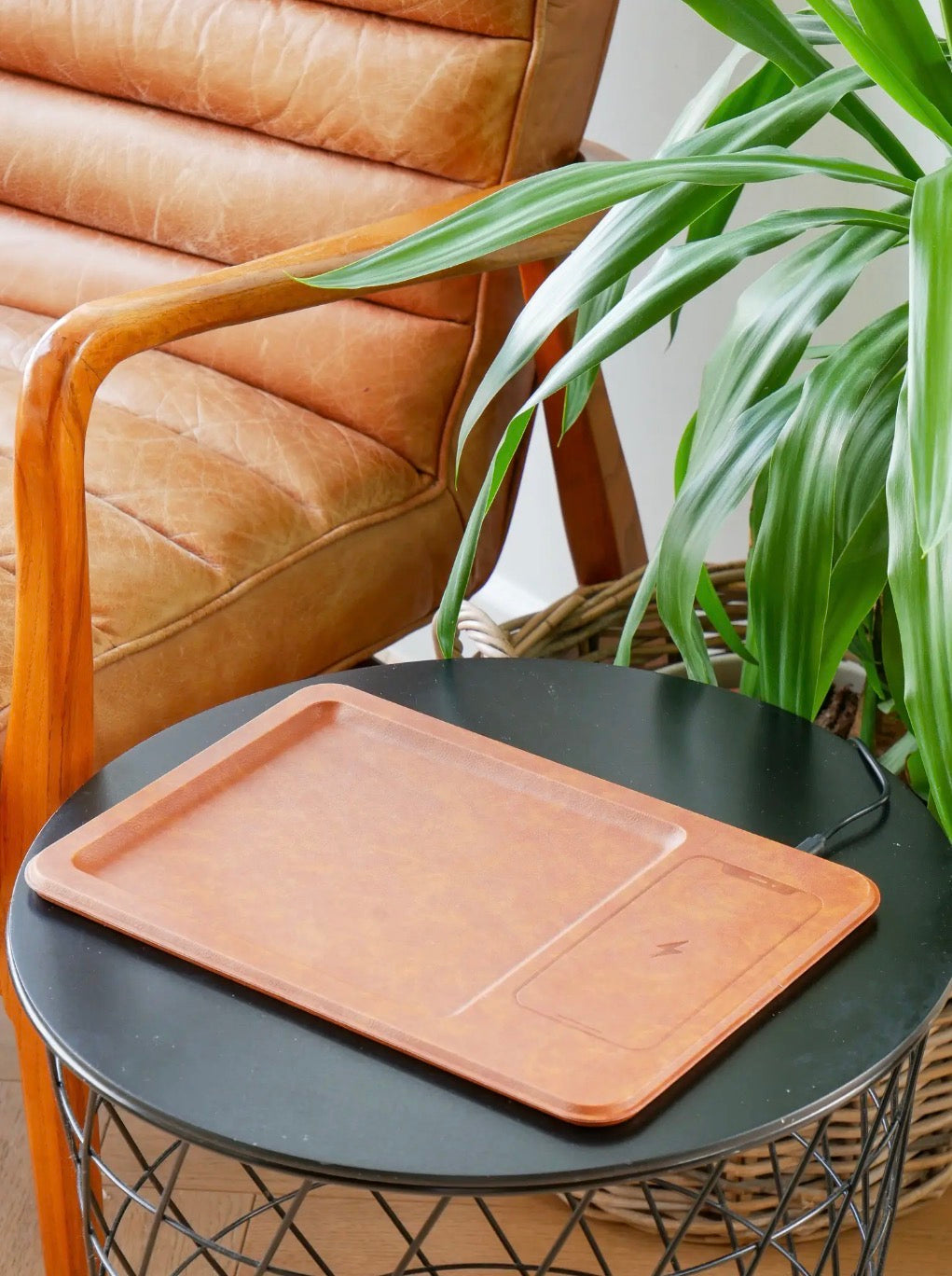 PU Leather Wireless Charging Vanity Tray
