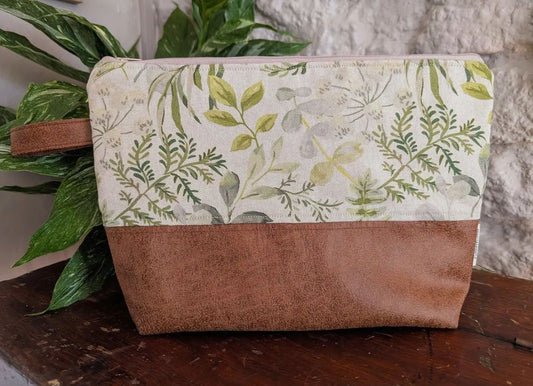 Otway Botanical Toiletry Bag