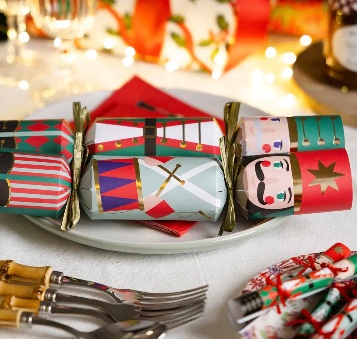 Nutcracker Christmas Crackers 6 Pack with Bingo Game – Plastic Free