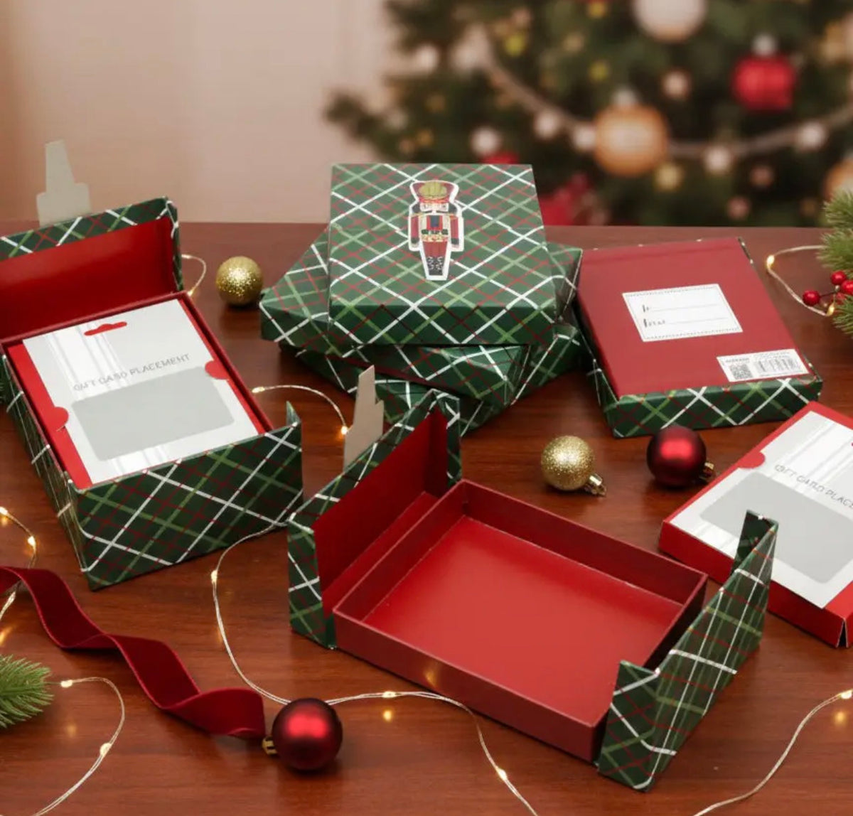 Nutcracker Christmas Gift Box – Two-Door Opening, Green Tartan